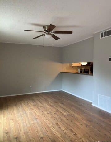 3-bedroom rental at 5010 Arbor Ridge Dr in San Antonio, TX — photo 4