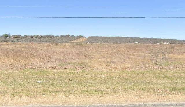 rental at 9233 New Laredo in San Antonio, TX — photo 1
