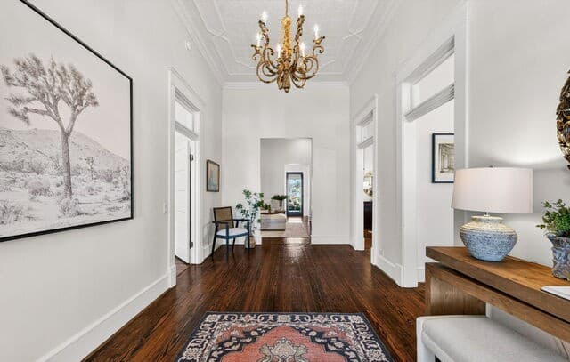 4-bedroom rental at 509 W Austin St in Fredericksburg, TX — photo 3