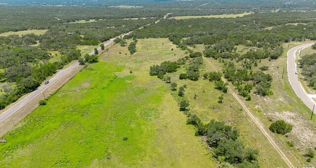 rental at 670 Windmill Ridge in Blanco, TX — photo 4