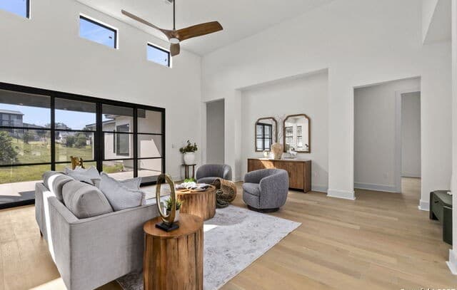 4-bedroom rental at 9847 Midsomer Pl in San Antonio, TX — photo 5