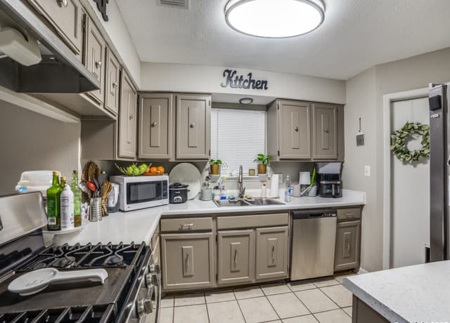 3-bedroom rental at 11455 Previn in San Antonio, TX — photo 3