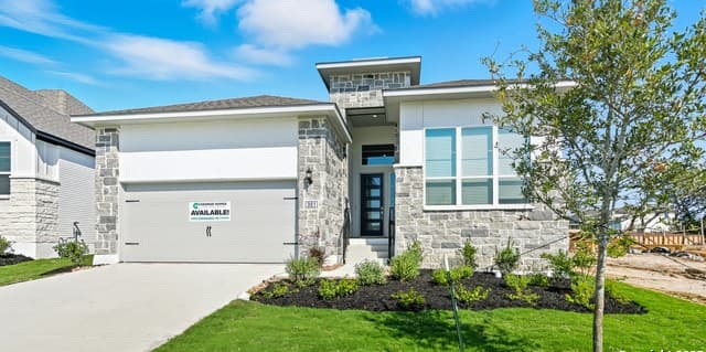 4-bedroom rental at 301 Sasparilla in Boerne, TX — photo 2