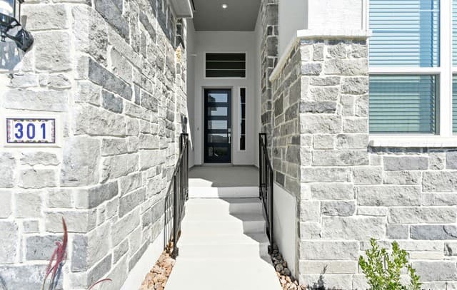 4-bedroom rental at 301 Sasparilla in Boerne, TX — photo 3