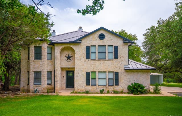 Home for sale at 103 Misty Waters in Boerne, TX — photo 2