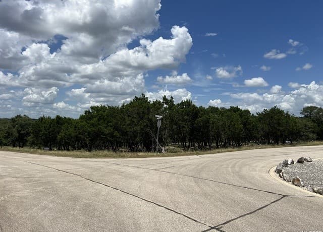 rental at 27903 Storm Vw in San Antonio, TX — photo 2
