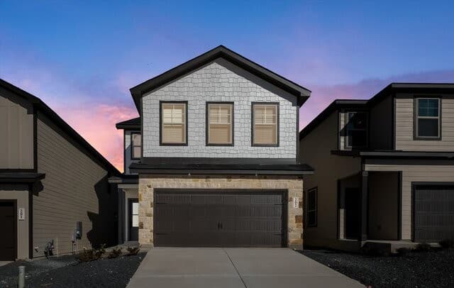 4-bedroom rental at 1018 West 1604 North Unit 202 in San Antonio, TX — photo 1