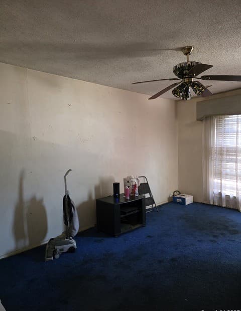 3-bedroom rental at 2103 Chesterhill in San Antonio, TX — photo 3