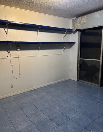 3-bedroom rental at 2103 Chesterhill in San Antonio, TX — photo 5