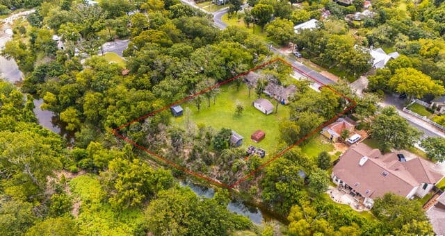 3-bedroom rental at 316 W San Antonio Ave in Boerne, TX — photo 5