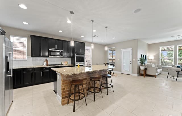 4-bedroom rental at 12306 Bianca Mill Wy in San Antonio, TX — photo 5