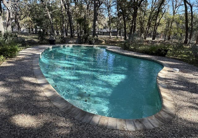 6-bedroom rental at 167 Riverwood in Boerne, TX — photo 3