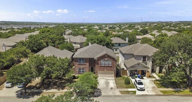 4-bedroom rental at 8747 Feather Trl in Helotes, TX — photo 1