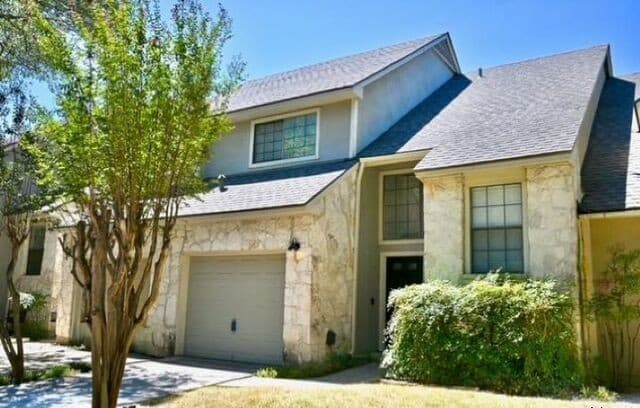 3-bedroom rental at 13014 Trent in San Antonio, TX — photo 2