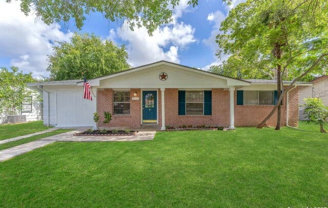 3-bedroom rental at 5131 Redding in Kirby, TX — photo 1