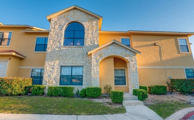 3-bedroom rental at 6160 Eckhert Unit 103 in San Antonio TX