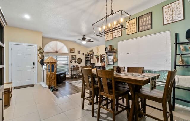 3-bedroom rental at 7730 Ridge Mist in San Antonio, TX — photo 1