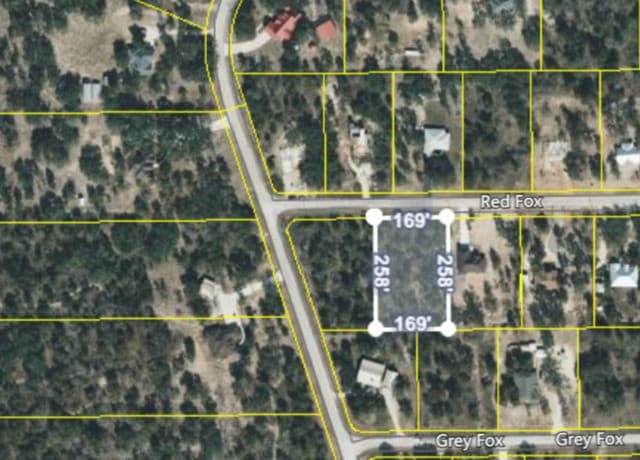 rental at 139 Red Fox in Poteet, TX — photo 3
