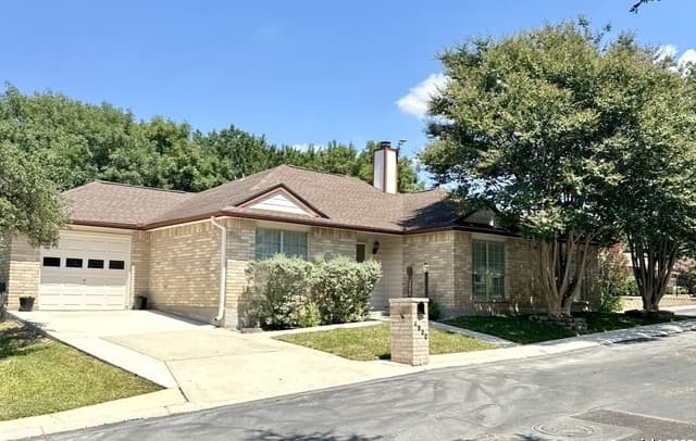 2-bedroom rental at 4000 Cypress in Schertz, TX — photo 3