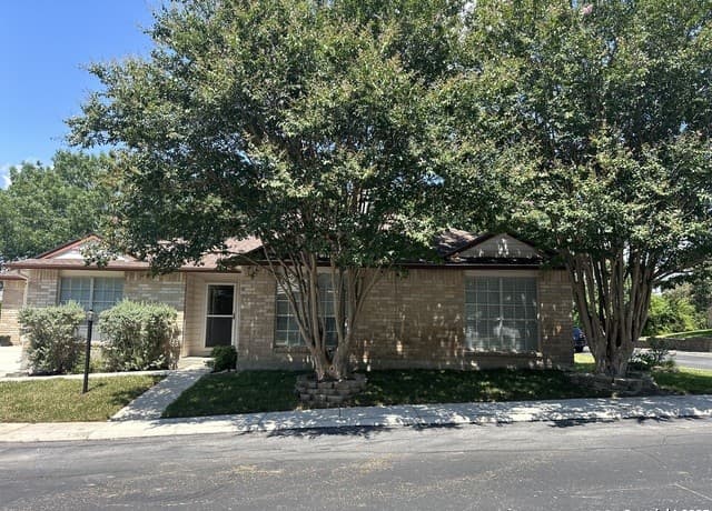 2-bedroom rental at 4000 Cypress in Schertz, TX — photo 5