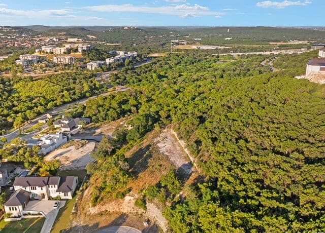 rental at 7118 Bella Garden in San Antonio, TX — photo 1