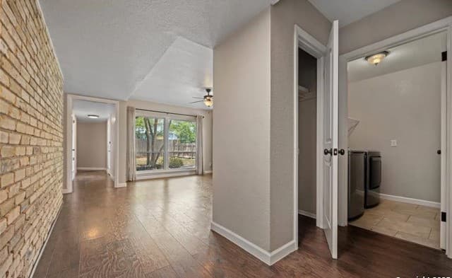 3-bedroom rental at 1802 Edgehill in San Antonio, TX — photo 4