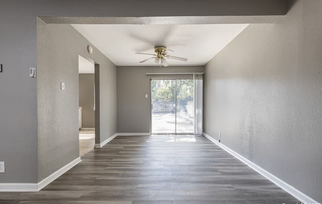 2-bedroom rental at 100 Lorenz Unit 101 in San Antonio, TX — photo 5