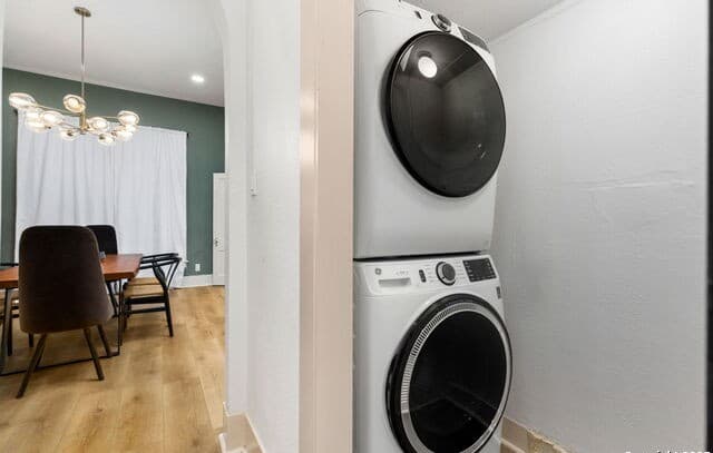 3-bedroom rental at 110 E Craig Pl Unit 1 in San Antonio, TX — photo 5