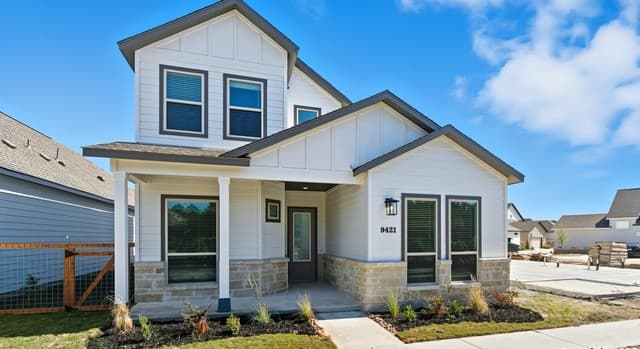 4-bedroom rental at 9421 Chatside in Schertz, TX — photo 2