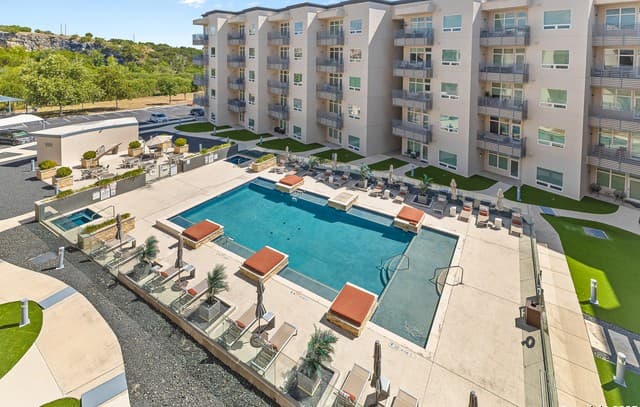 3-bedroom rental at 17902 La Cantera Pkwy Unit 406 in San Antonio, TX — photo 1