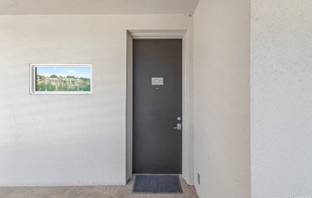 3-bedroom rental at 17902 La Cantera Pkwy Unit 406 in San Antonio, TX — photo 2