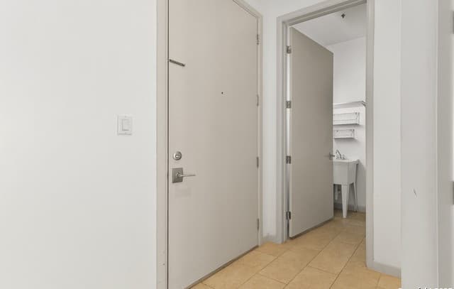 3-bedroom rental at 17902 La Cantera Pkwy Unit 406 in San Antonio, TX — photo 3