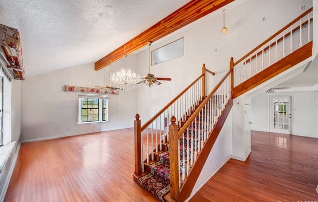4-bedroom rental at 106 Hickory Cir in Floresville, TX — photo 3