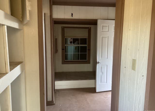 3-bedroom rental at 174 Edgewood Cir in Bandera, TX — photo 1