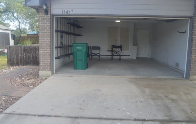 3-bedroom rental at 14847 Lytle Somerset in Lytle, TX — photo 5
