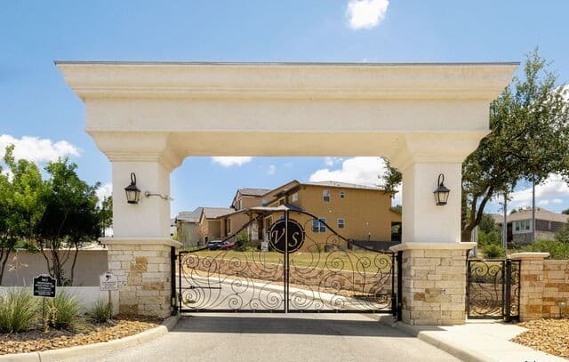 rental at 8451 Sierra Hermosa in San Antonio, TX — photo 1
