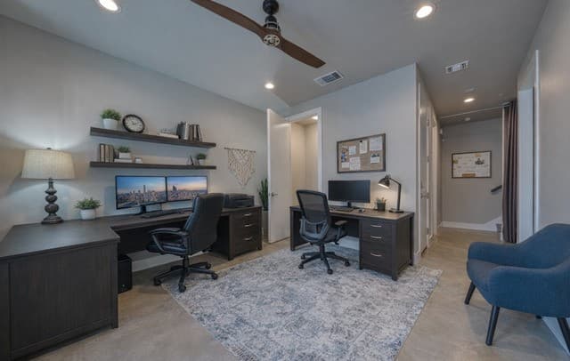 3-bedroom rental at 139 Cedar Unit 103 in San Antonio, TX — photo 5