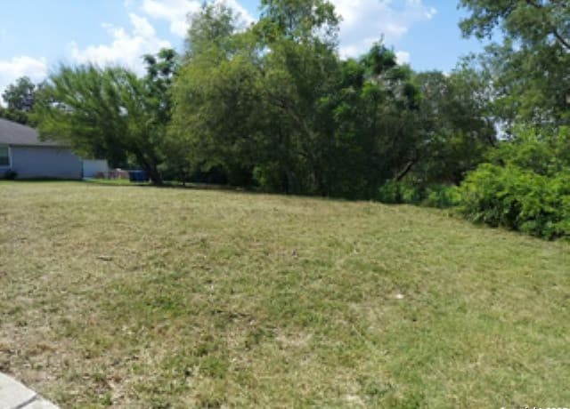 rental at 2303 Schley in San Antonio, TX — photo 2
