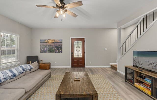 Home for sale at 1265 Comanche Path in Bandera, TX — photo 5