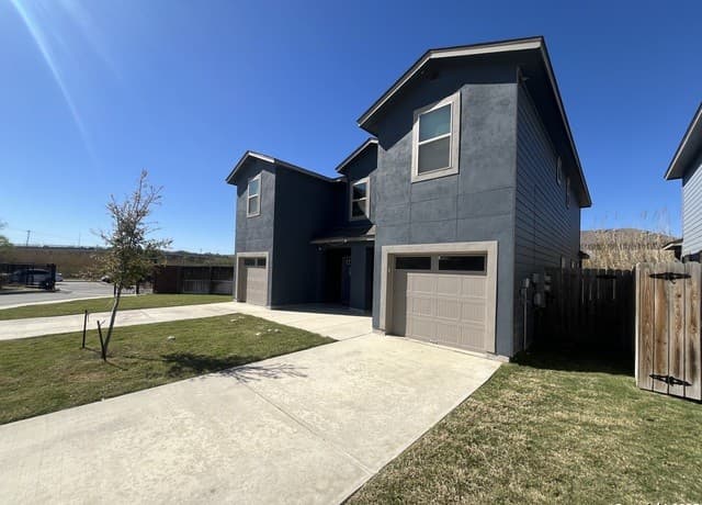 rental at 6303 Luglio in San Antonio, TX — photo 3