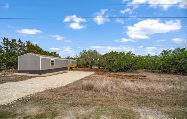 1-bedroom rental at 924 Wagon Creek in Bandera, TX — photo 1