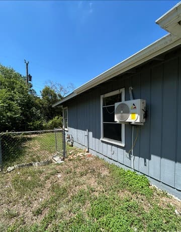 3-bedroom rental at 4118 Scarletoak Dr in San Antonio, TX — photo 4