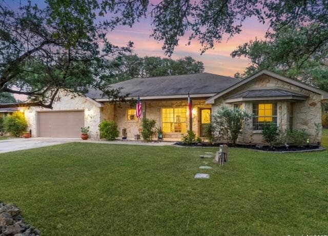 4-bedroom rental at 604 Guadalupe Dr in Spring Branch, TX — photo 2