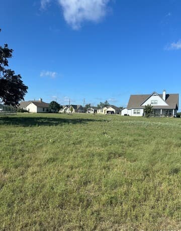 Home for sale at 59 Brown Saddle in Bandera, TX — photo 3