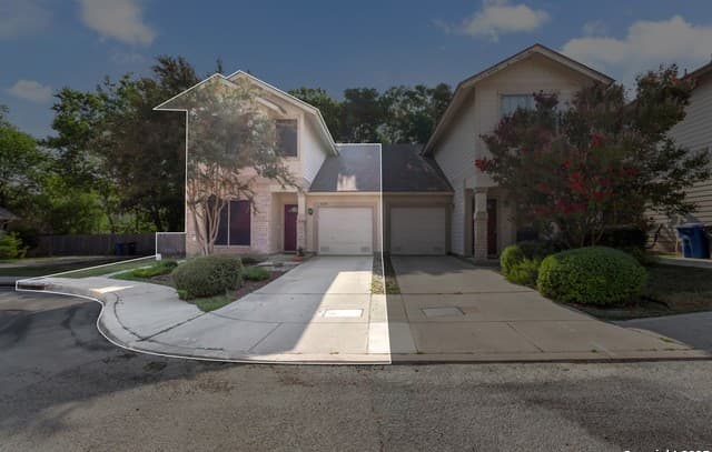2-bedroom rental at 6210 W Jolie Ct in San Antonio, TX — photo 2