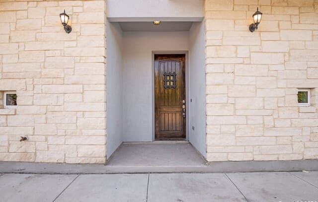2-bedroom rental at 139 San Salvador Unit 103 in San Antonio, TX — photo 3