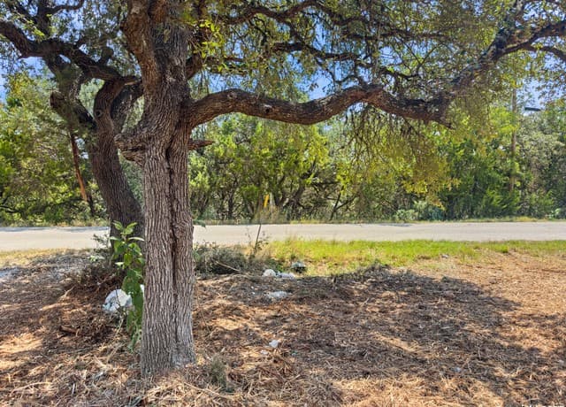 rental at 1107 High Point in Spring Branch, TX — photo 2