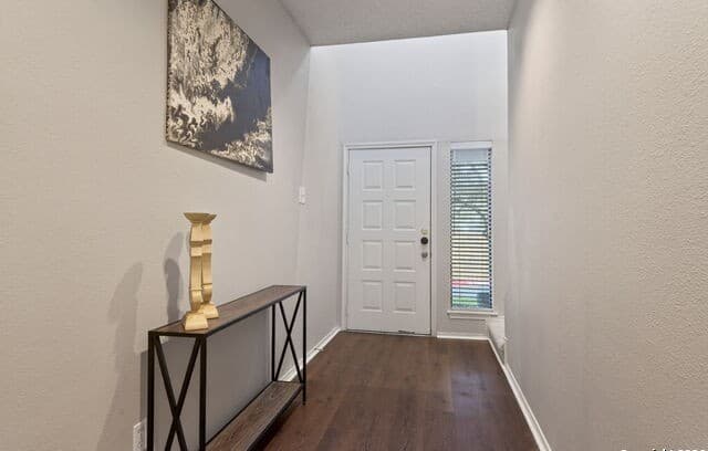 2-bedroom rental at 11001 Wurzbach Unit 605 in San Antonio, TX — photo 3