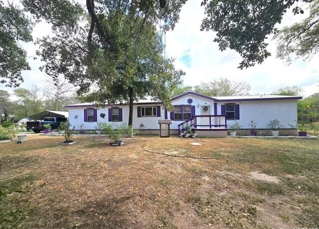 3-bedroom rental at 260 Savannah Grove in Von Ormy, TX — photo 1