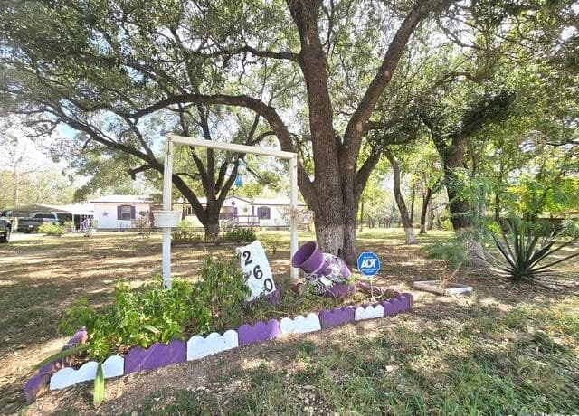 3-bedroom rental at 260 Savannah Grove in Von Ormy, TX — photo 2